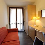 Carlton Otel 3*