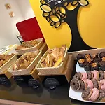 ホテル カールトン 3*