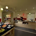 カールトン ホテル