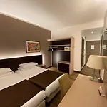 Carlton 3* Φεράρα