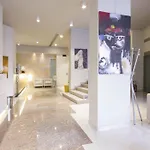 カールトン フェラーラ