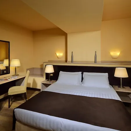 Hotel Carlton Ferrara