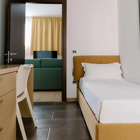 Hotel Carlton 3*