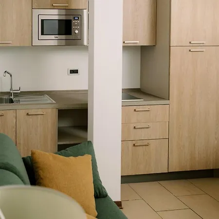 Carlton Hotell 3*