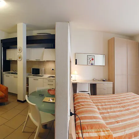 Carlton Ξενοδοχείο Φεράρα