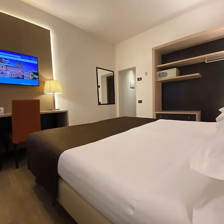 Carlton Ξενοδοχείο 3*