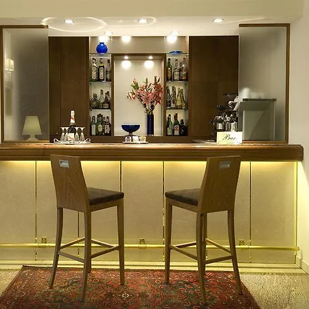 Hotel Carlton