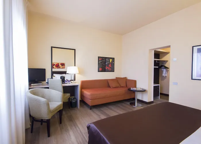 Carlton Hotell Ferrara